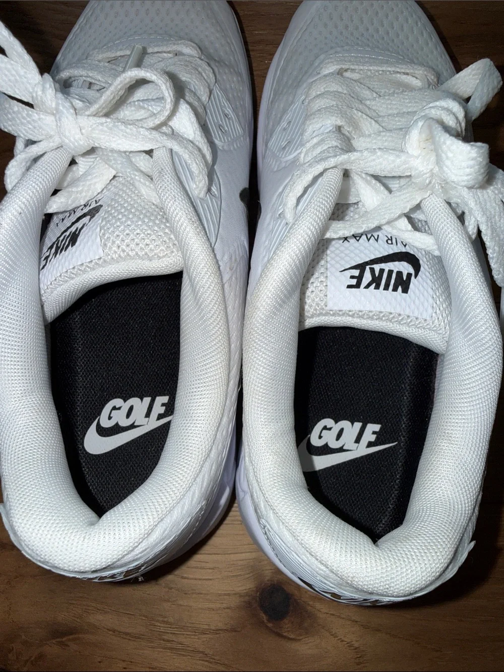 Nike White Low-Top Golf Sneakers with Black Insoles